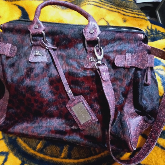 Jenrigo Italian Handbag - Picture 1 of 13